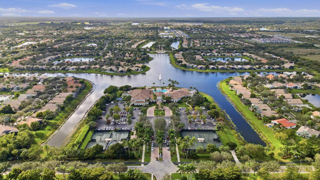 8752 Palm River Drive, Lake Worth, FL 33467