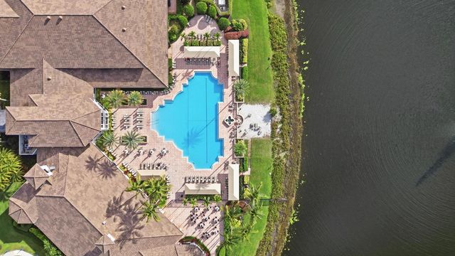 8752 Palm River Drive, Lake Worth, FL 33467