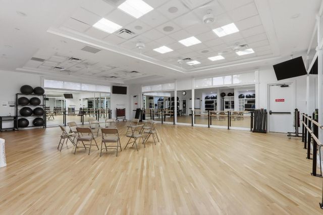 8752 Palm River Drive, Lake Worth, FL 33467