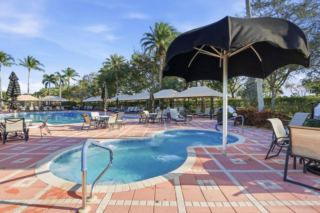 8752 Palm River Drive, Lake Worth, FL 33467