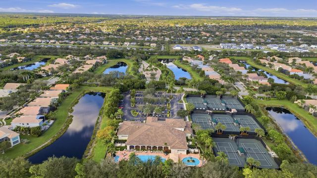 8752 Palm River Drive, Lake Worth, FL 33467