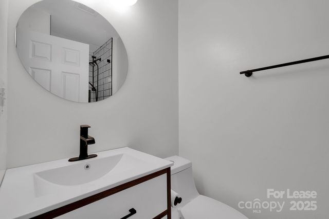 224 N Poplar Street 2, Charlotte, NC 28202