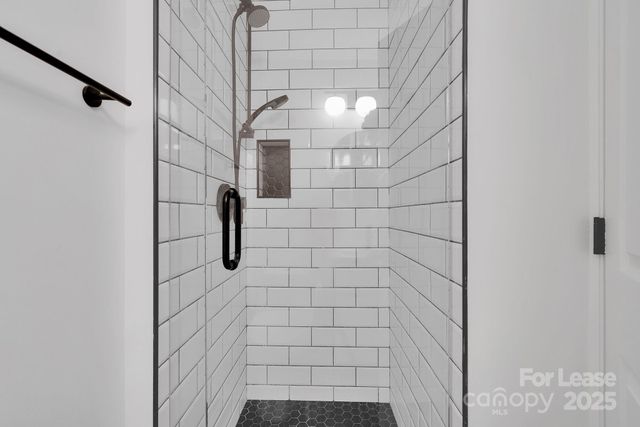 224 N Poplar Street 2, Charlotte, NC 28202