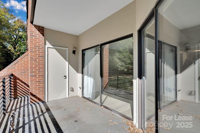 224 N Poplar Street 2, Charlotte, NC 28202