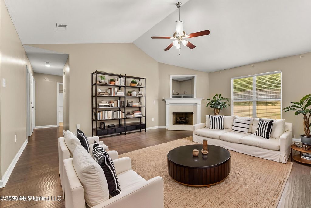 4062 Rosebury Lane, Horn Lake, MS 38637 — photo 4