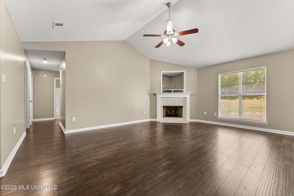 4062 Rosebury Lane, Horn Lake, MS 38637 — photo 5