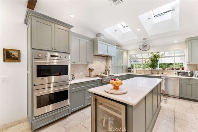 16244 Dorilee Lane, Encino, CA 91436