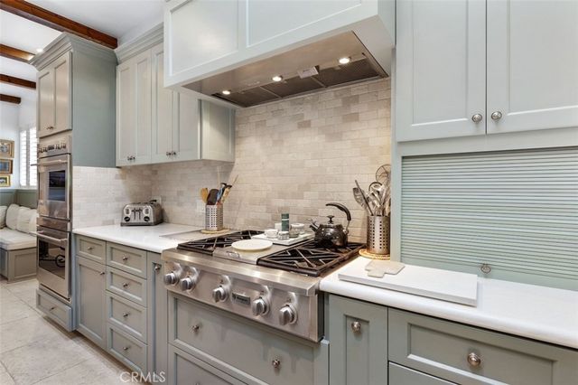 16244 Dorilee Lane, Encino, CA 91436