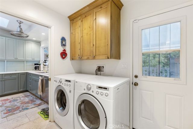 16244 Dorilee Lane, Encino, CA 91436