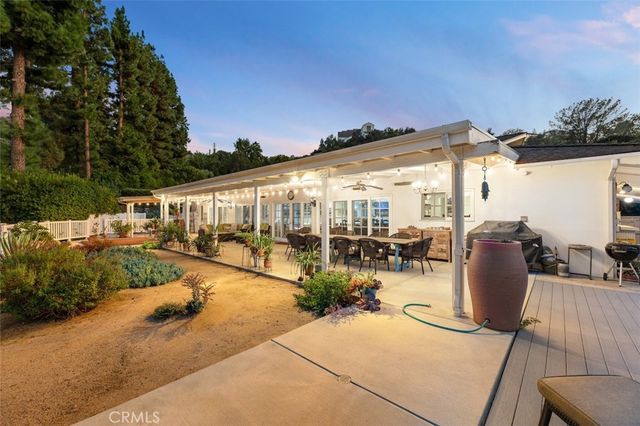 16244 Dorilee Lane, Encino, CA 91436