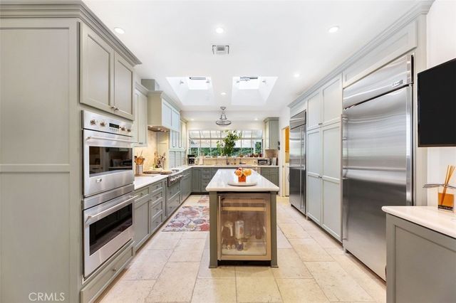 16244 Dorilee Lane, Encino, CA 91436