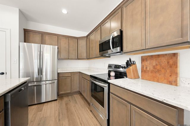 9626 S Grand Marsh Ct, Denham Springs, LA 70726