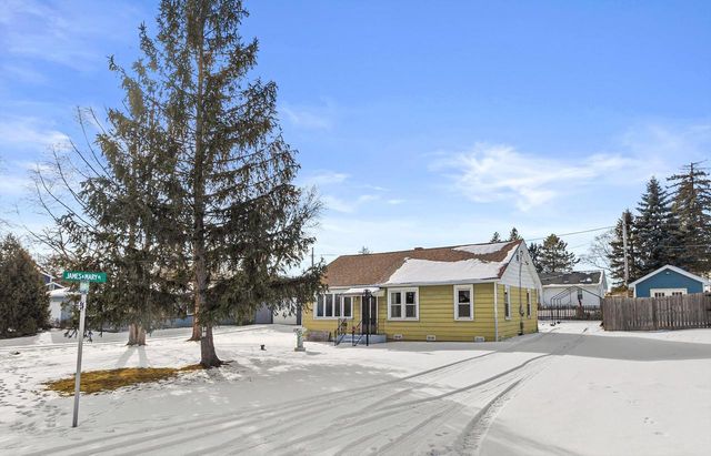 6524 244th AVENUE, Salem, WI 53168