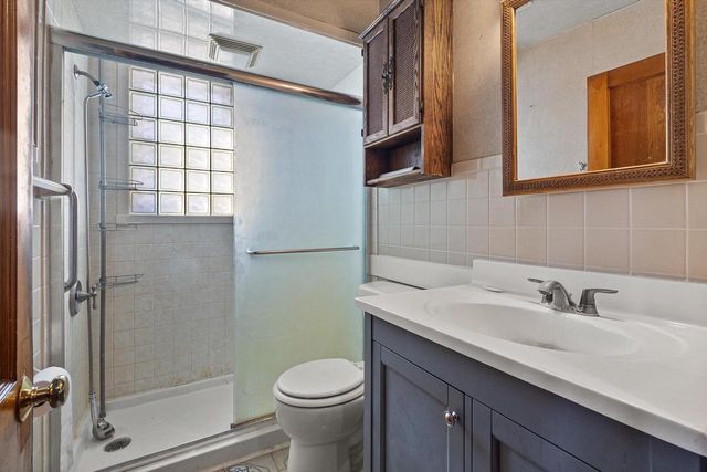 6524 244th AVENUE, Salem, WI 53168