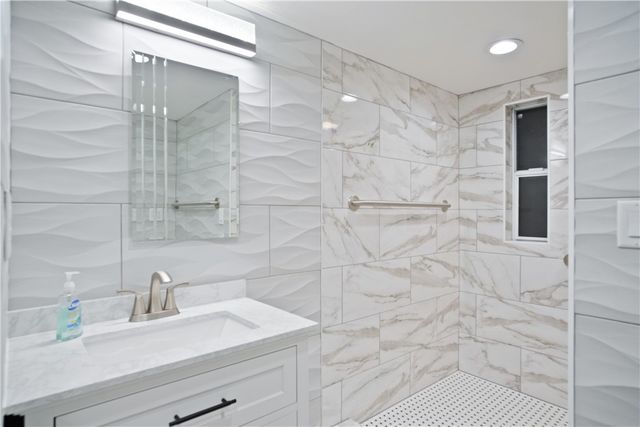 8135 S Smoketree Lane, Mohave Valley, AZ 86440