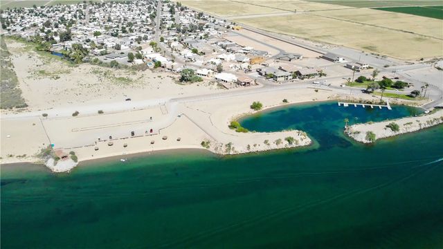 8135 S Smoketree Lane, Mohave Valley, AZ 86440