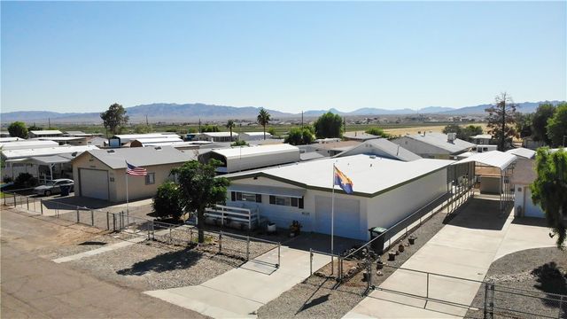 8135 S Smoketree Lane, Mohave Valley, AZ 86440