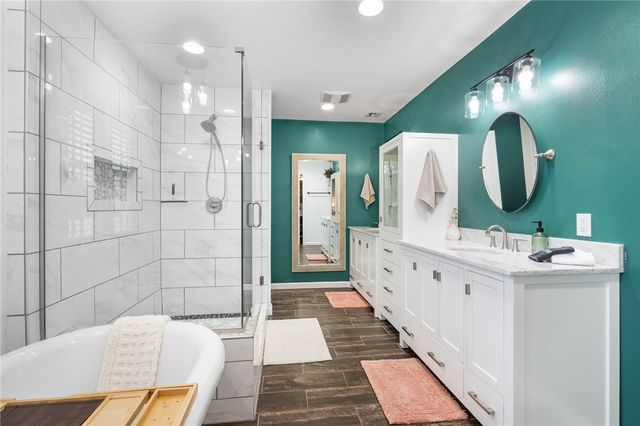 9248 E McNelly Road, Bentonville, AR 72712