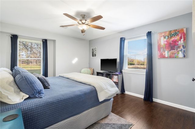 9248 E McNelly Road, Bentonville, AR 72712