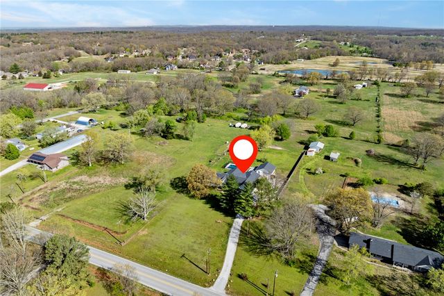 9248 E McNelly Road, Bentonville, AR 72712