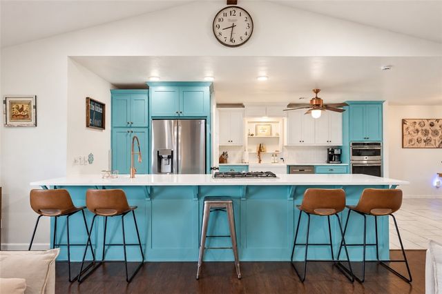 9248 E McNelly Road, Bentonville, AR 72712