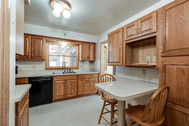 4125 Meyer Avenue, Madison, WI 53711