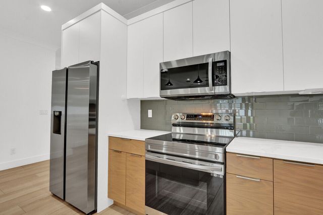 6810 Church Street, Jupiter, FL 33458