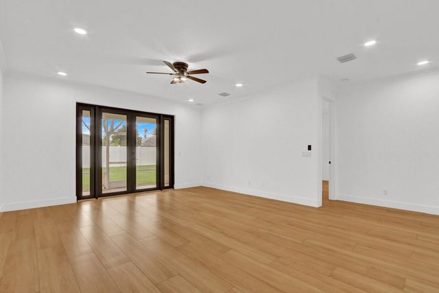 6810 Church Street, Jupiter, FL 33458