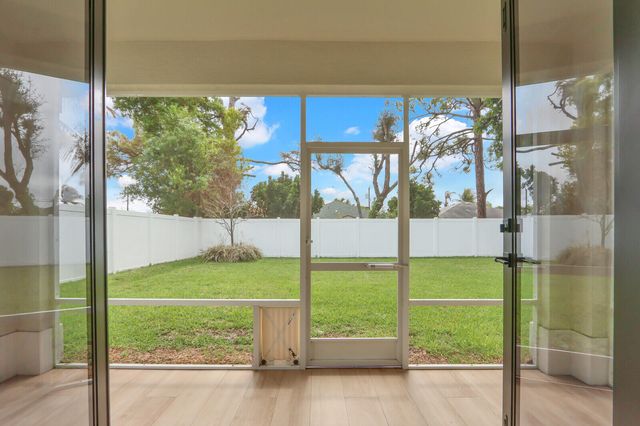 6810 Church Street, Jupiter, FL 33458