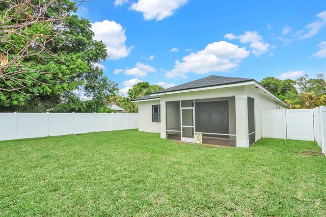 6810 Church Street, Jupiter, FL 33458