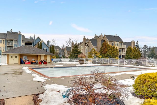 202 Blew Court, East Brunswick, NJ 08816