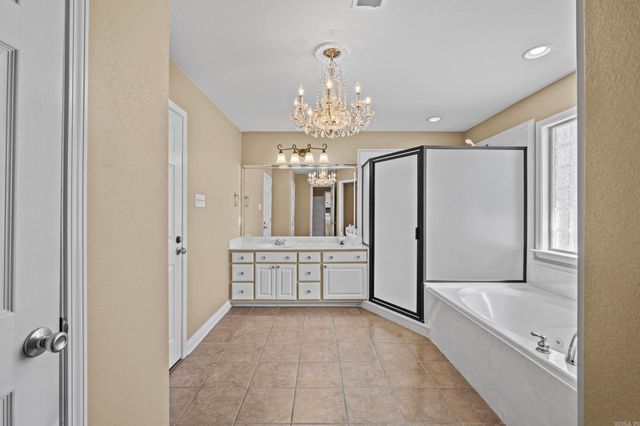 697 N Stagecoach Rd, Cabot, AR 72023