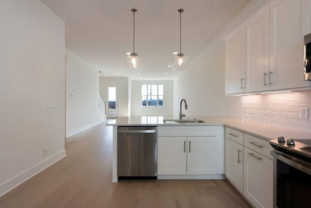 520 Proximity Cir, Nashville, TN 37207