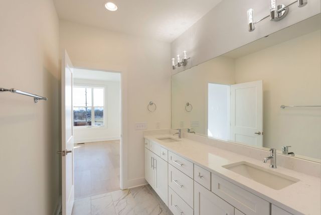 520 Proximity Cir, Nashville, TN 37207
