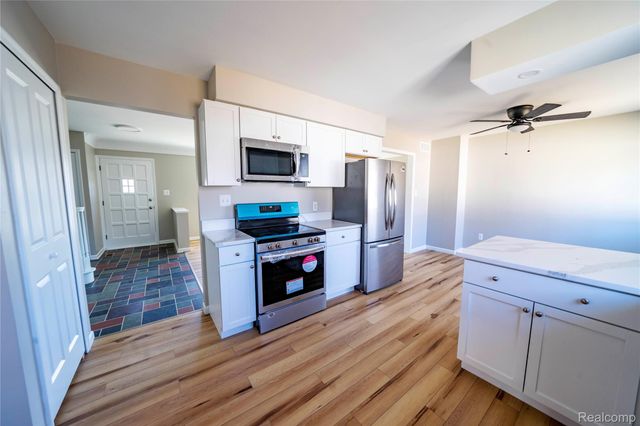 1850 21st Street, Wyandotte, MI 48192