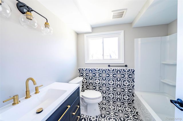 1850 21st Street, Wyandotte, MI 48192