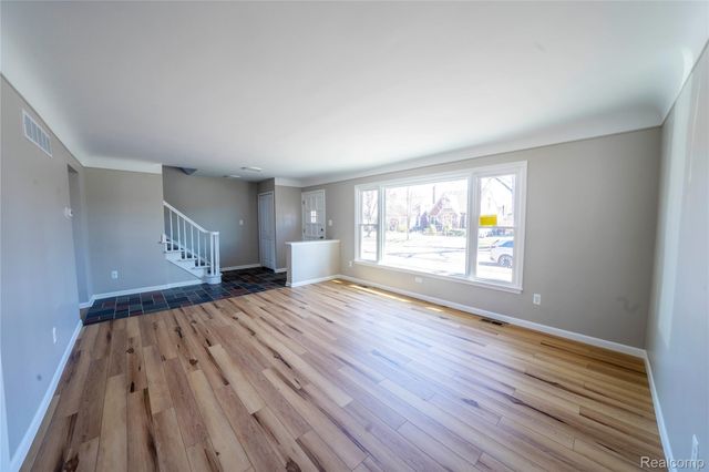 1850 21st Street, Wyandotte, MI 48192