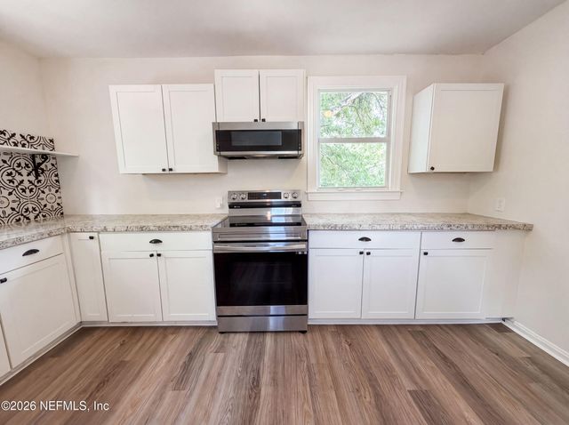 7329 WILDER Avenue, Jacksonville, FL 32208