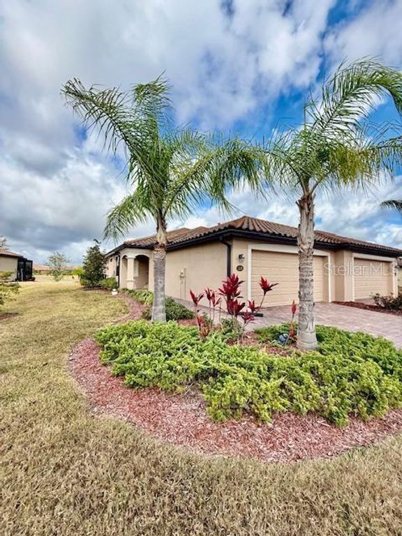 12180 AMICA LOOP, Venice, FL 34293