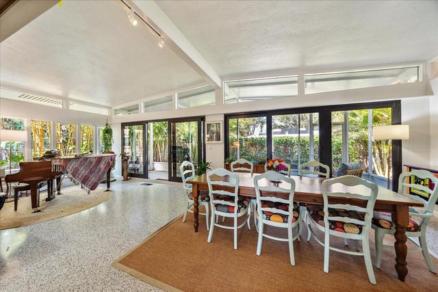 2715 VALENCIA DRIVE, Sarasota, FL 34239