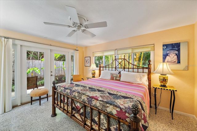 2715 VALENCIA DRIVE, Sarasota, FL 34239