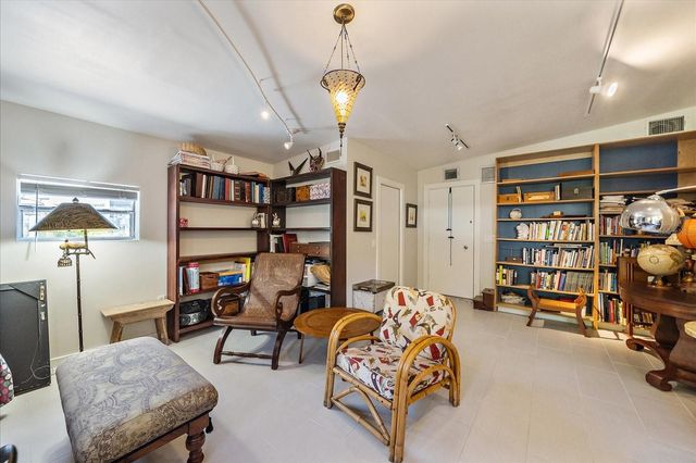 2715 VALENCIA DRIVE, Sarasota, FL 34239