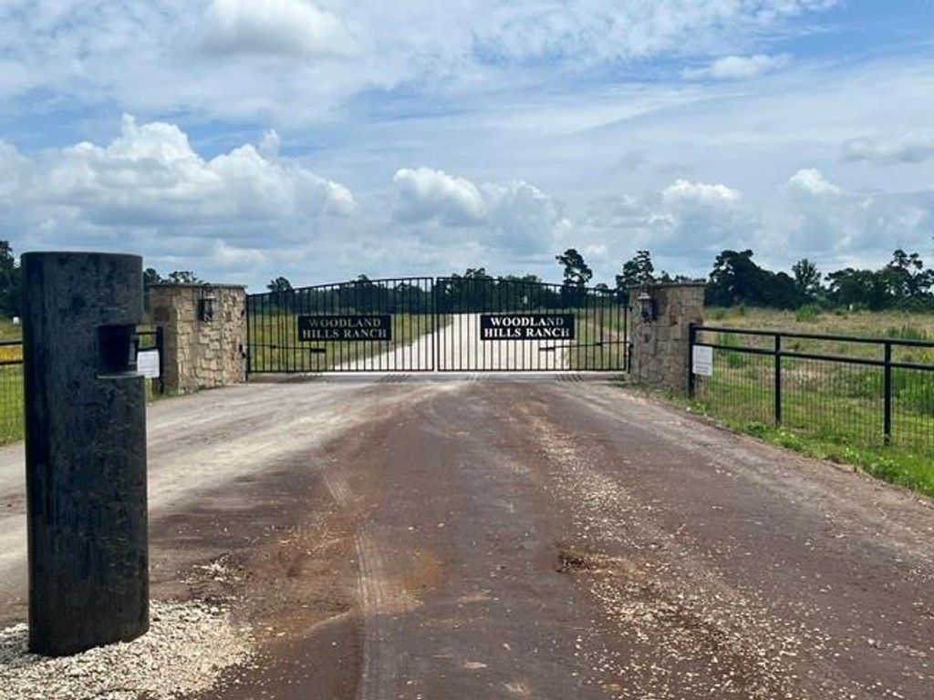 LT76 Pr 1286 Off Cr 114, Centerville, TX 75833