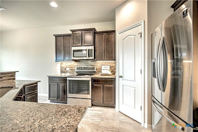 2002 Hayes Street, Temple, TX 76502