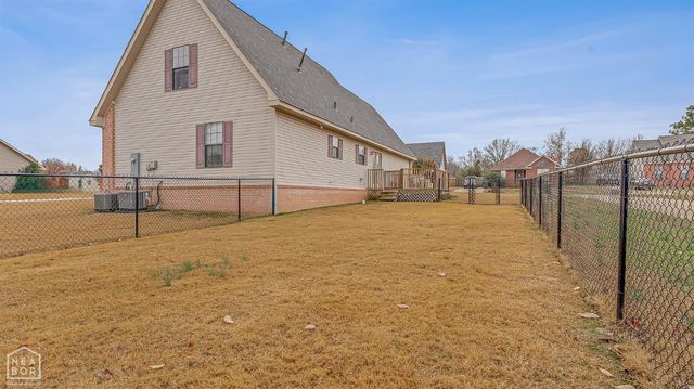 1201 Hemingway, Jonesboro, AR 72405