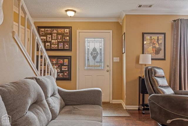 1201 Hemingway, Jonesboro, AR 72405