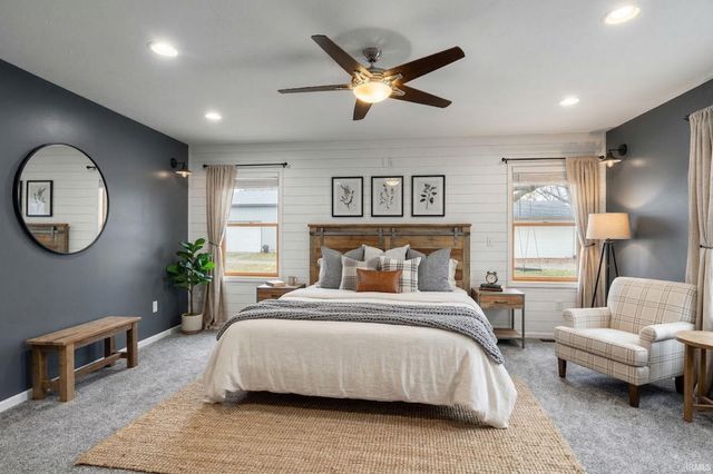 102 High School Avenue, Battle Ground, IN 47920