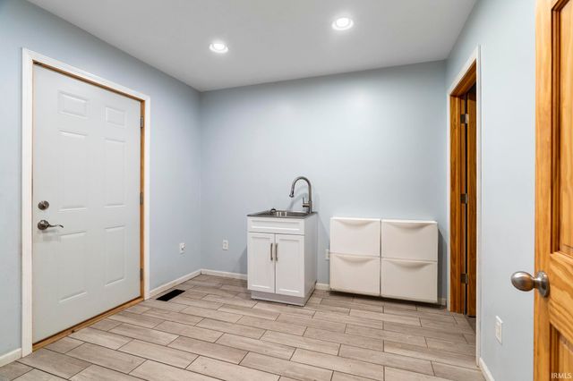 102 High School Avenue, Battle Ground, IN 47920