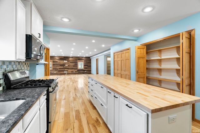 102 High School Avenue, Battle Ground, IN 47920