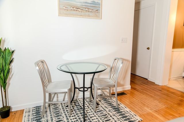 7 Roosevelt St, Wareham, MA 02571